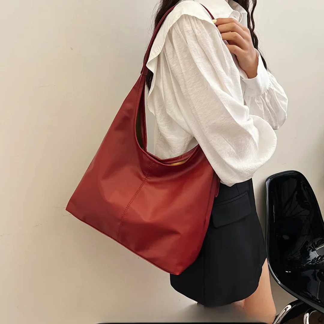Lara - Classic Soft Hobo Shoulder Bag